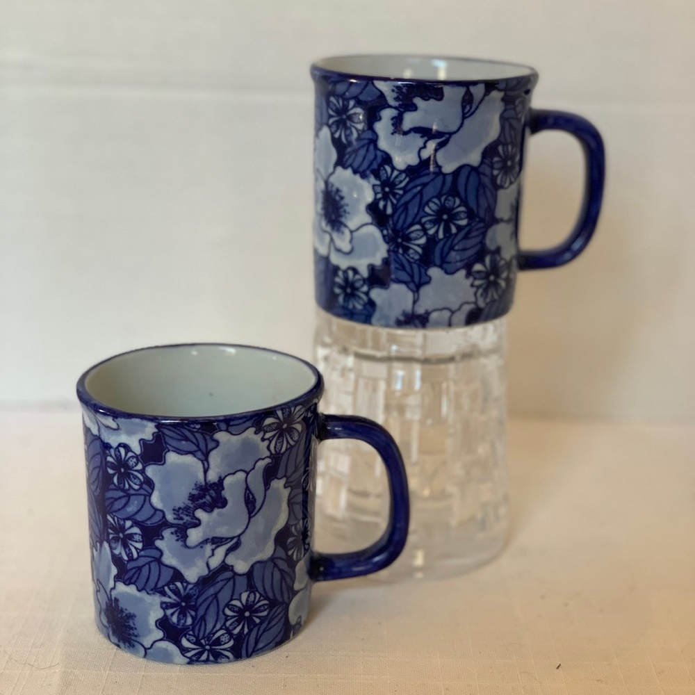 VINTAGE MUGS | Vintage Blue and White Set of 2